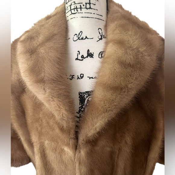 1980s Vintage Authentic Autumn Haze Mink Fur Stole - Picture 2 of 16
